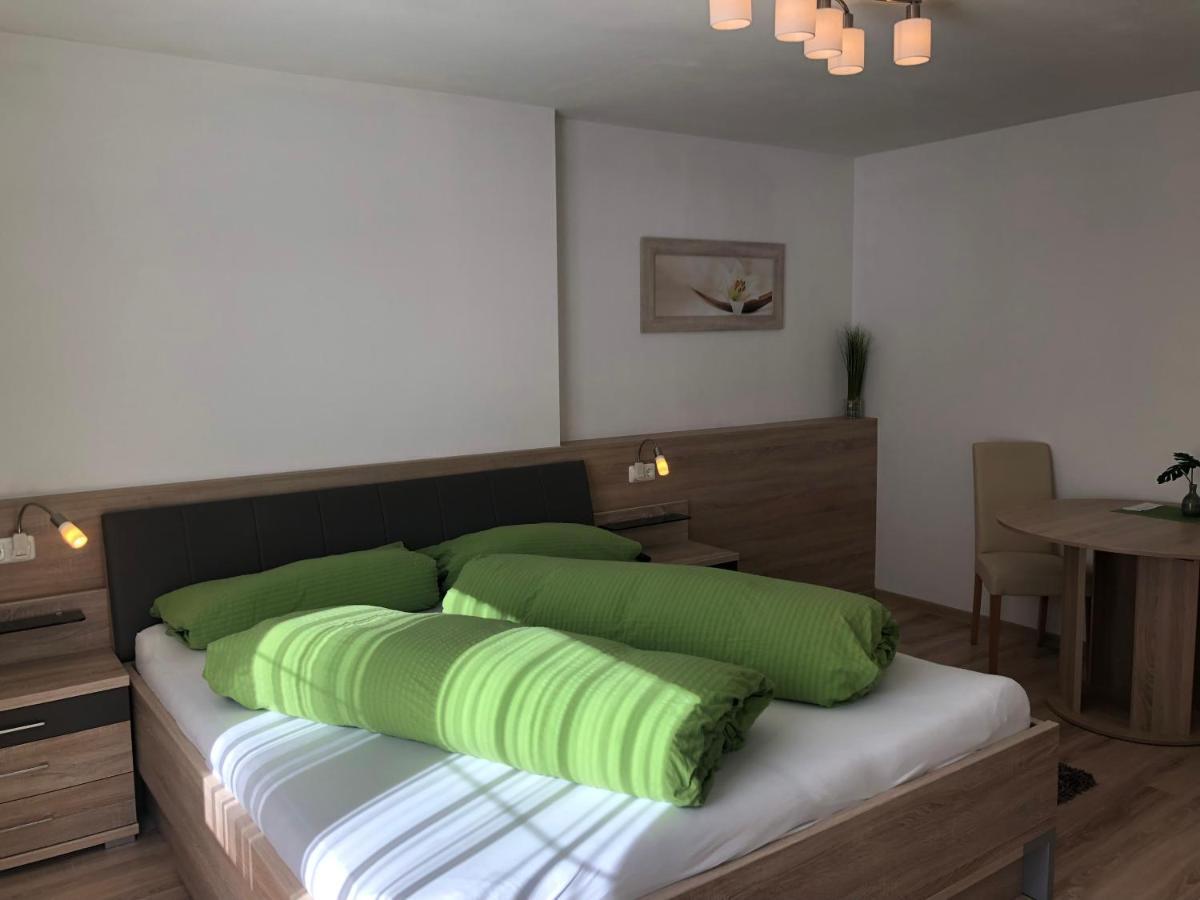 Haus Fuetsch Appartement Virgen Buitenkant foto
